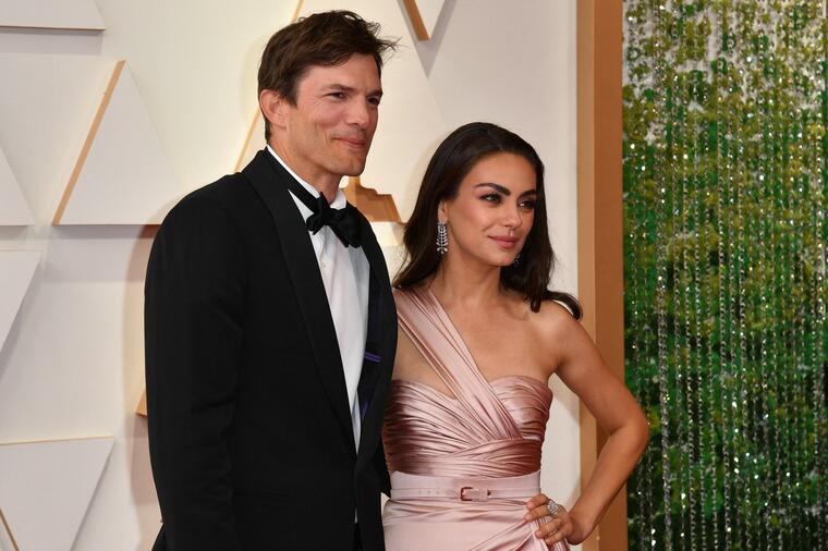 Everyone looking at Ashton Kutcher in shock: What happened to his face?